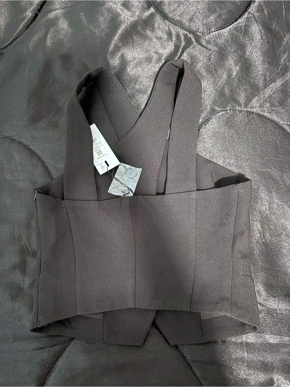 Dynamite Black Cross-Strap Button Top - Picture 5 of 6